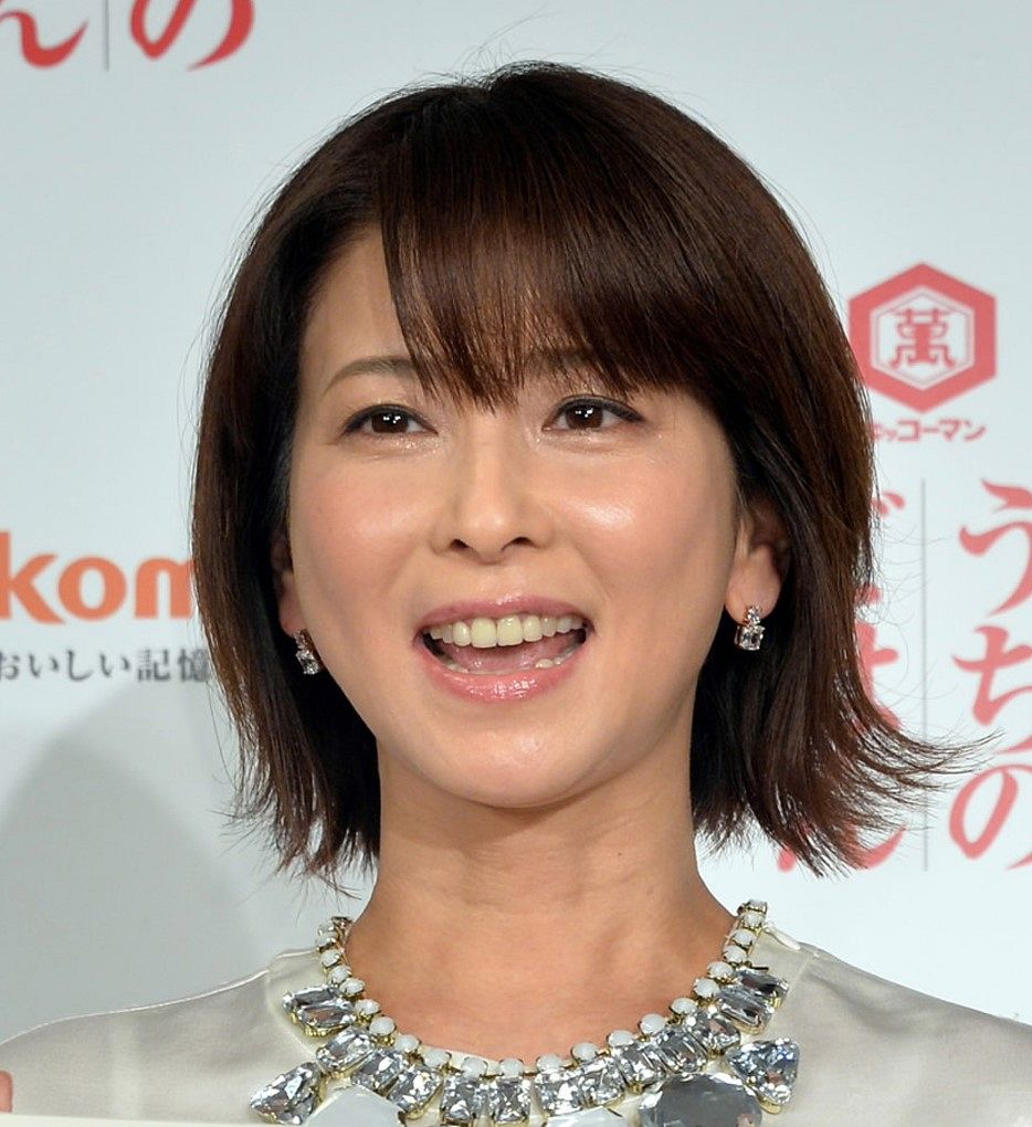 森高千里の現在の実年齢に驚愕！奇跡の美脚と美貌を保つ秘訣と私生活