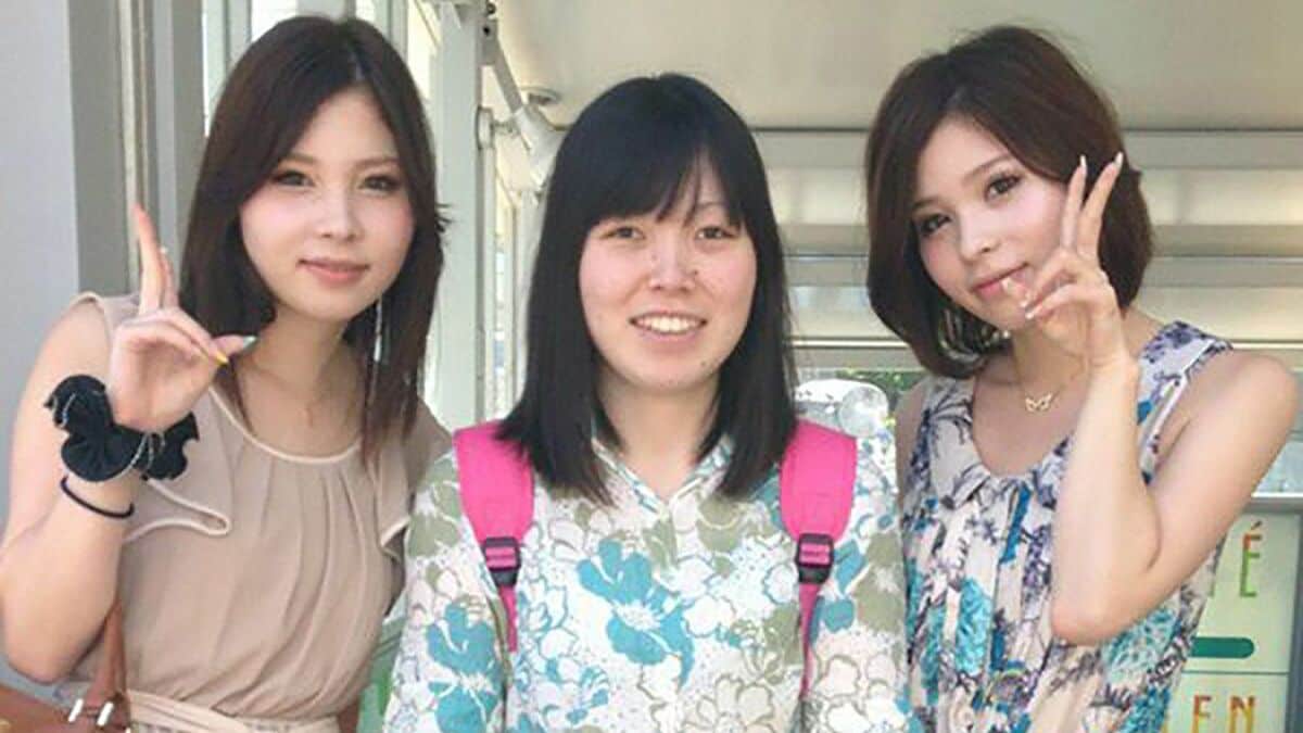 元尼神インター誠子の双子妹が美人すぎる？実家格差と激変した現在の真相